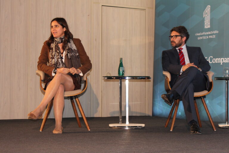 Estudiantes de Periodismo visitan programa «El Informante»