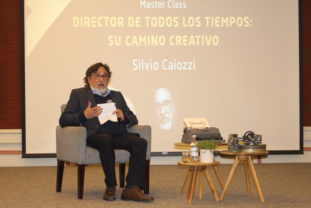 Silvio Caiozzi inauguró el IV edición del Festival Académico de Cine Universitario Internacional en UDLA