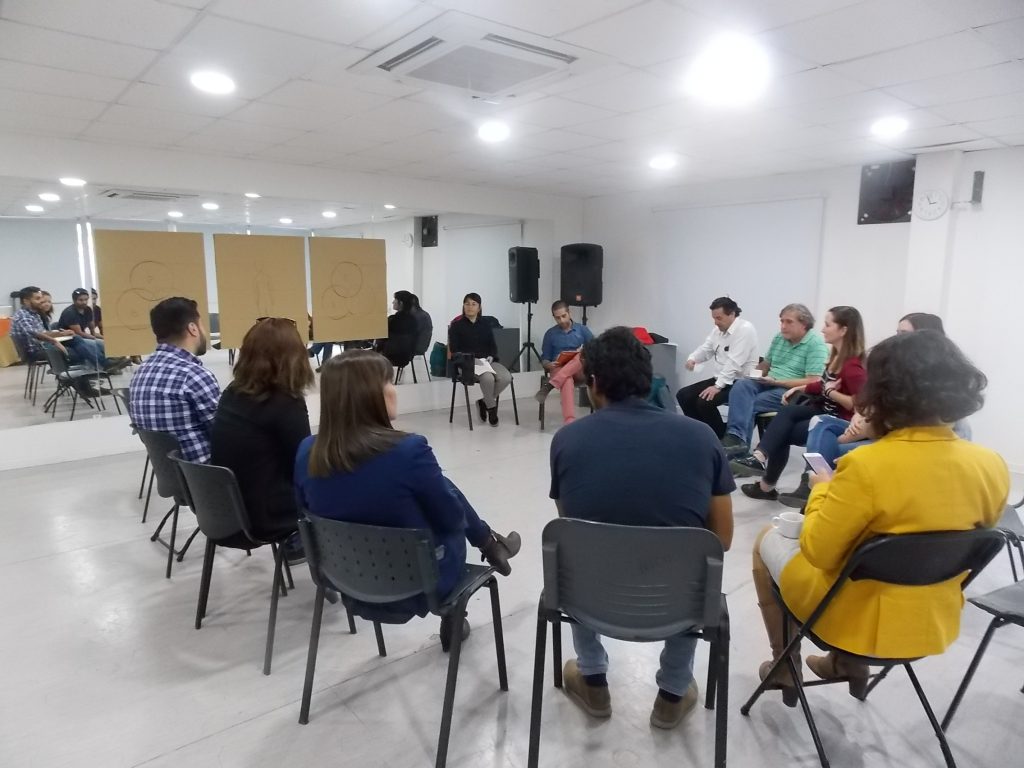 Profesionales del Programa de Intervención Comunitaria realizaron taller de corporalidad