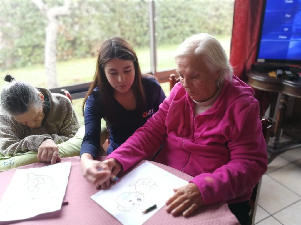 Alumnos de Enfermería de Sede Viña del Mar desarrollaron proyectos educativos en salud que beneficiaron a 200 personas