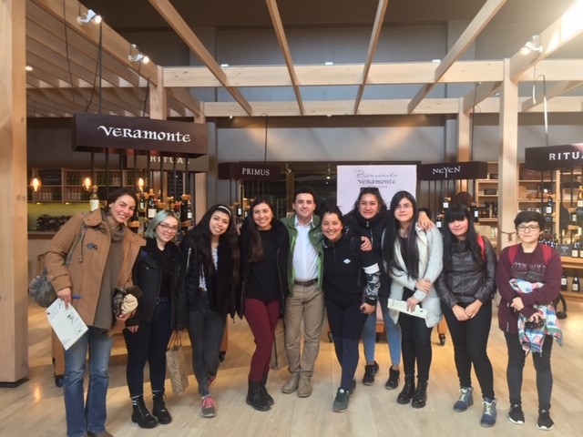 Estudiantes de Traducción e Interpretación en Inglés realizaron visita académica a Viña Veramonte