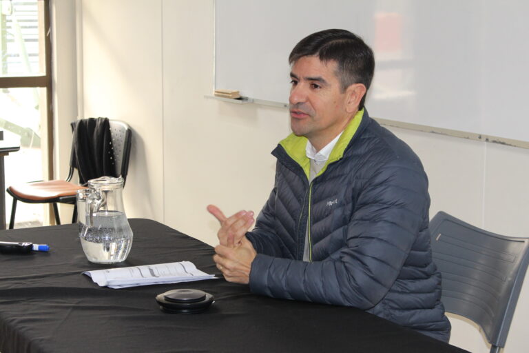 Instituto del Deporte realizó asamblea y capacitación docente en Campus Providencia