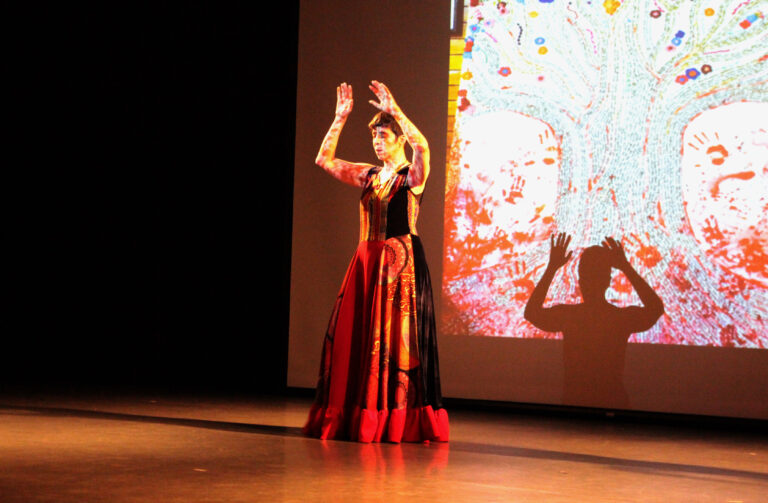 Estudiantes de Intérprete en Danza realizaron función en honor a la coreógrafa chilena Carmen Beuchat
