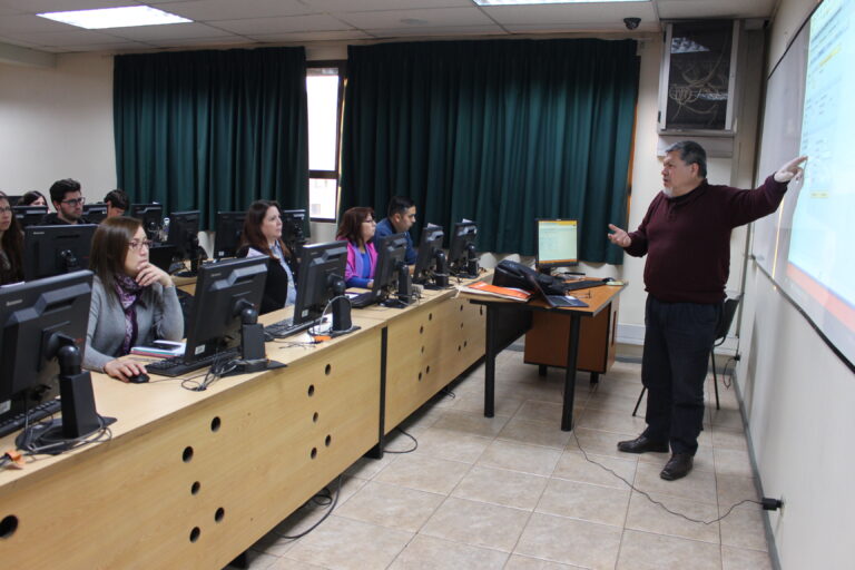 45 egresados de la Escuela de Ingeniería Industrial se capacitaron en SAP