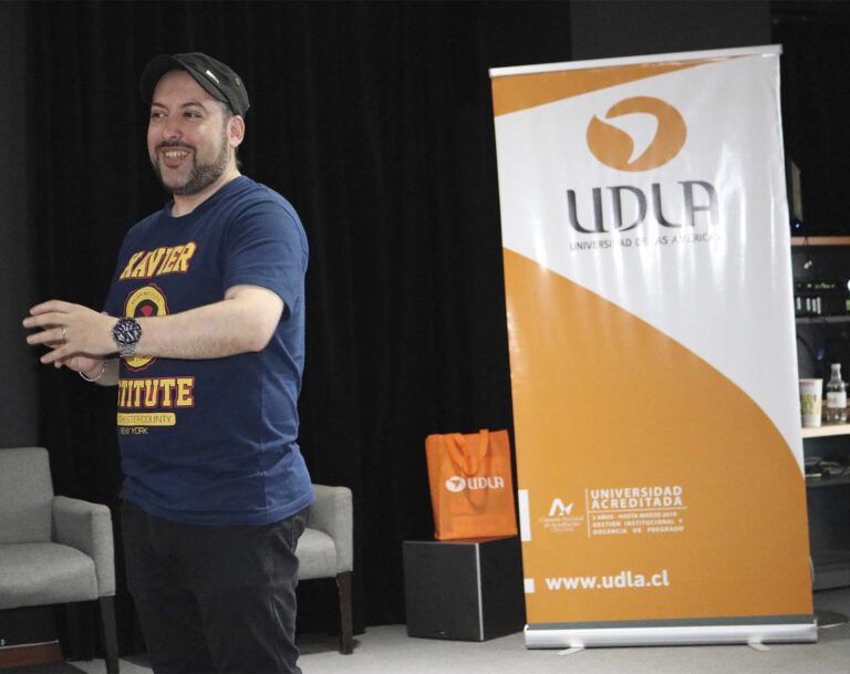 Reconocido guionista argentino dictó Masterclass en UDLA