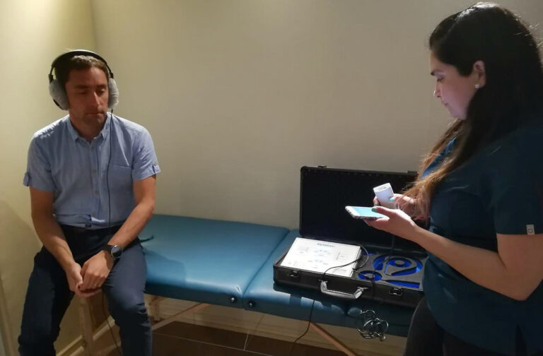 Académicos de Sede Viña del Mar conocieron tecnologías innovadoras para la rehabilitación neurológica y traumatológica
