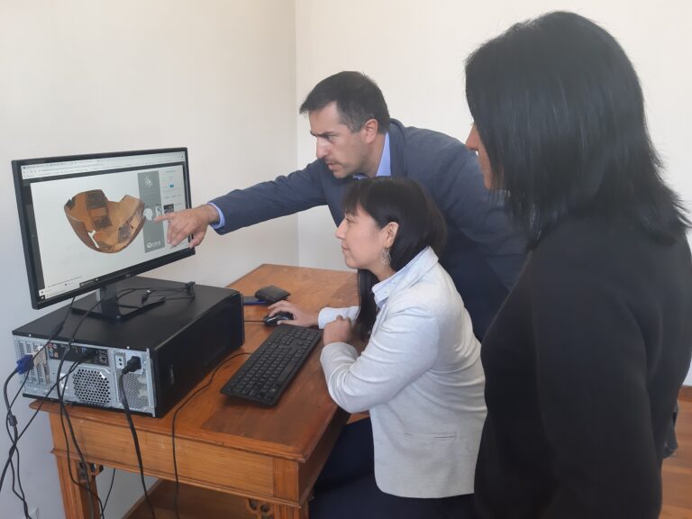 Estudiantes de UDLA realizan levantamiento digital tridimensional de piezas patrimoniales del Museo de Historia Natural de Valparaíso