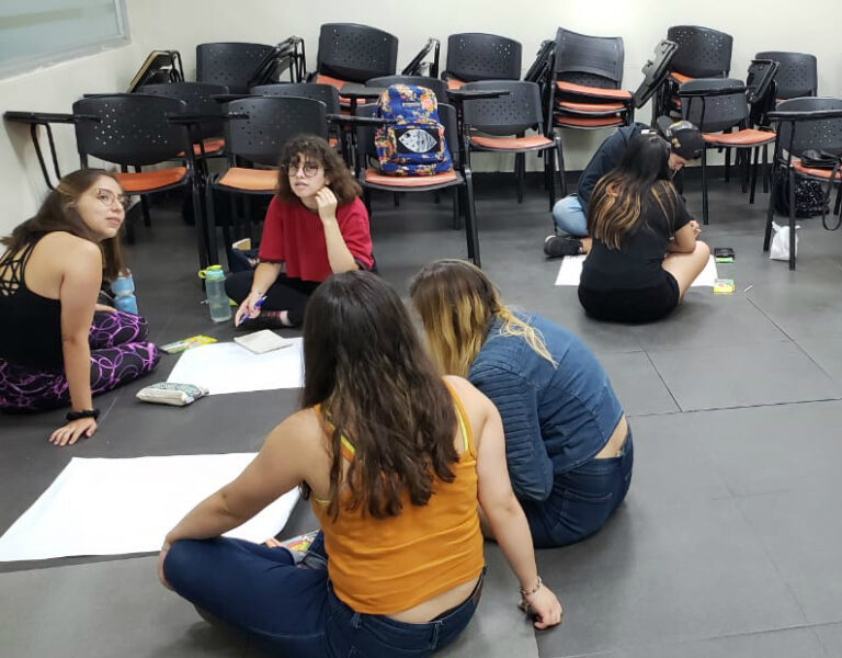 grupo de estudiantes
