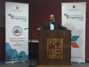 Académico del Instituto de Matemática, Física y Estadística expone sobre uso de TICs en Universidad Austral de Chile