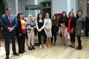 Estudiantes de Traducción e Interpretación en Inglés colaboran con traducciones de material patrimonial en Museo de Historia Natural