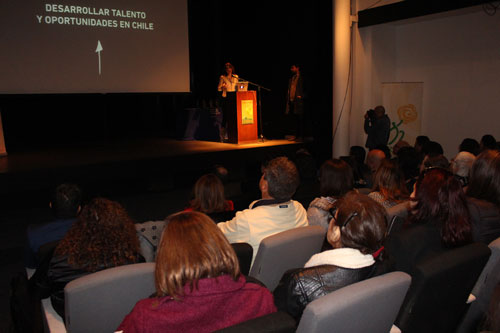 24 de octubre. Taller: «Derecho laboral». Organizan: Centro de Emprendimiento de la Facultad de Ingeniería y Negocios y Facultad de Derecho