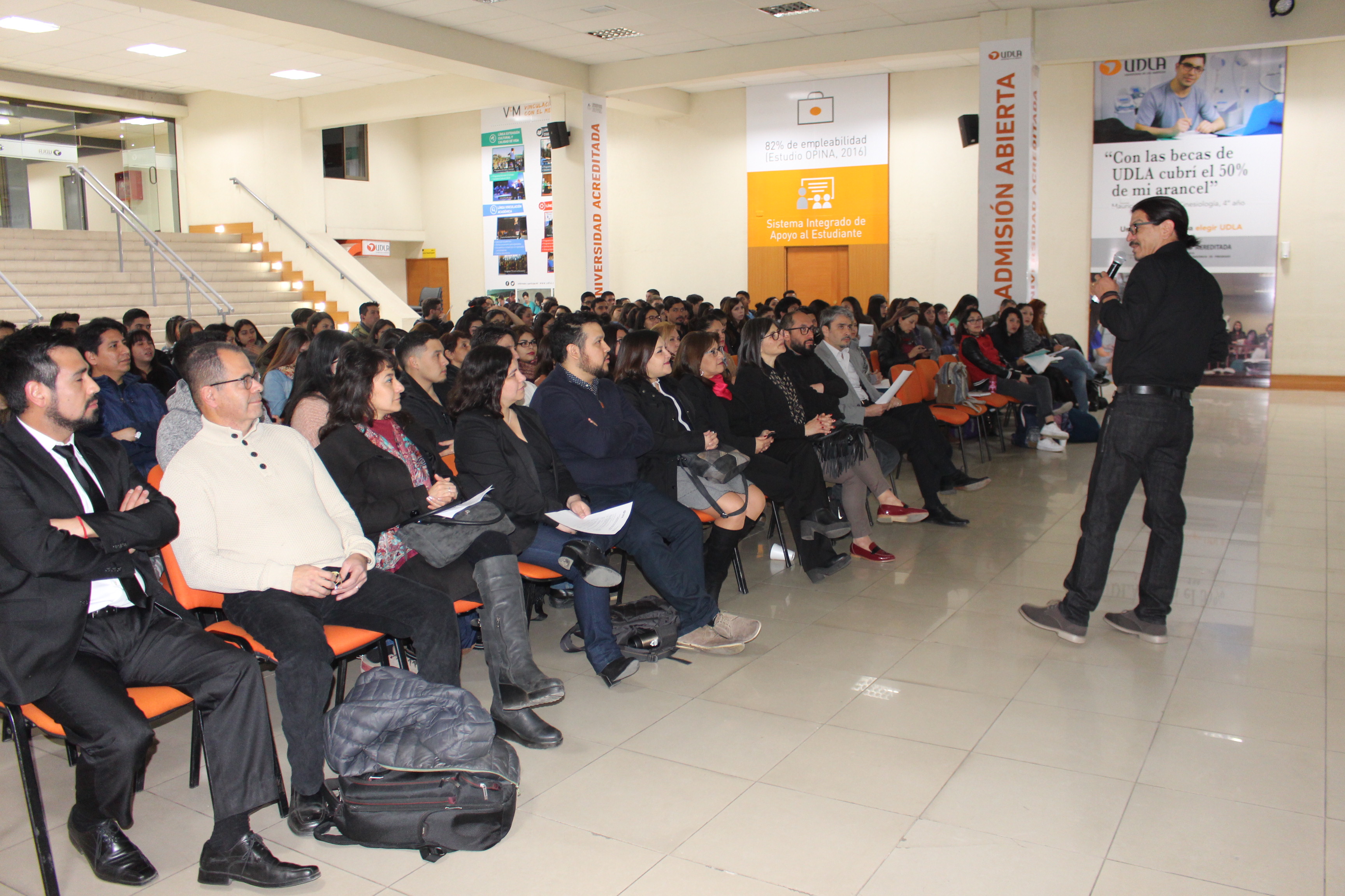 Andrea Aristegui inauguró actividades académicas de la carrera de Periodismo