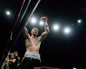 Estudiante de Pedagogía en Educación Física ganó el semi fondo de la disputa del título latino súper mediano de Boxeo