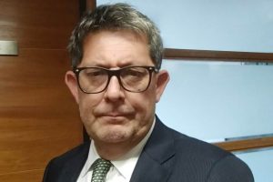 Docente de la carrera de Derecho es uno de los candidatos para ser el próximo Fiscal Nacional Económico