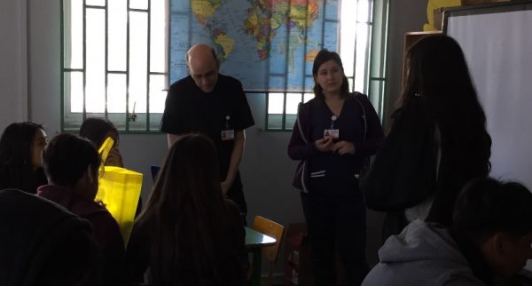 Estudiantes de Nutrición y Dietética realizaron intervención saludable en Liceo Benjamín Vicuña Mackenna