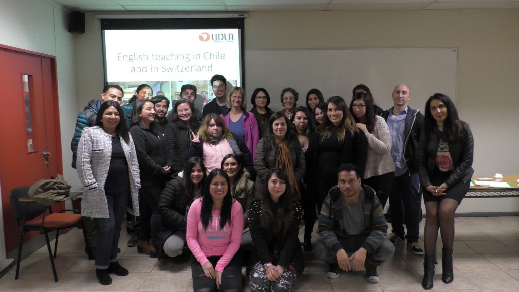 Escuela de Pedagogía en Inglés realizó conversatorio sobre experiencias y realidades chilenas-suizas en la enseñanza del idioma
