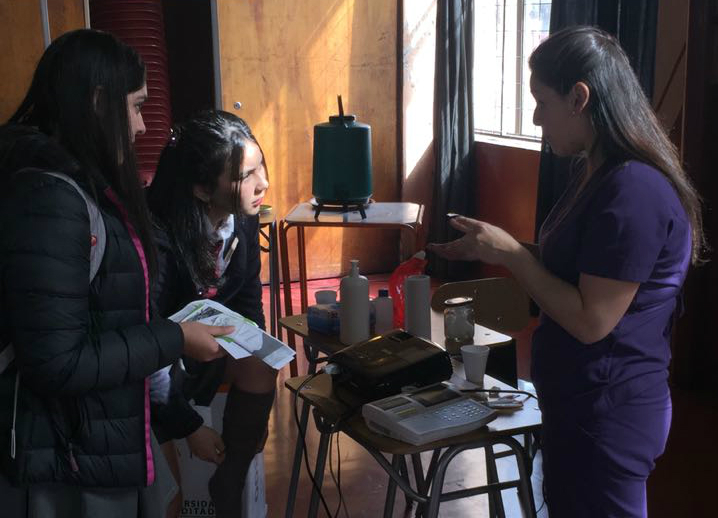Estudiantes de Nutrición y Dietética realizaron charlas en establecimientos educacionales de San Pedro de la Paz y Concepción
