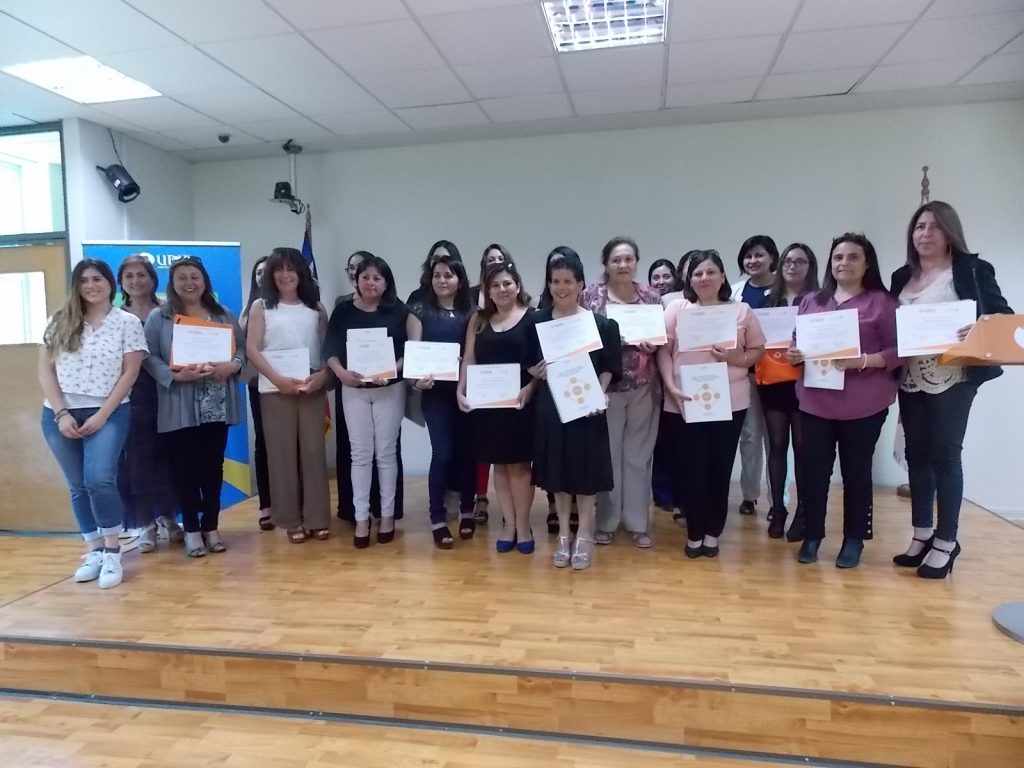 UDLA formó a vecinas de Concón como cuidadoras de adultos mayores