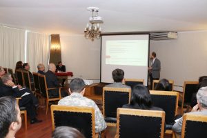 Director de Escuela de Negocios de UDLA expuso ante funcionarios de la Escuela de Aviación “Capitán Manuel Ávalos Prado”