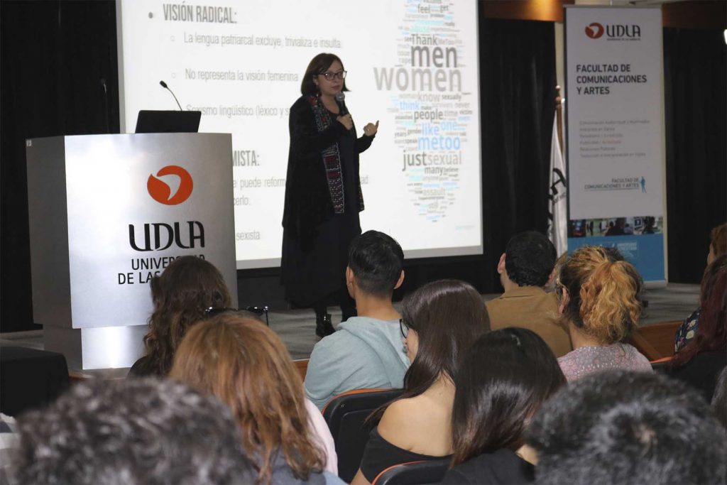 Traducción e Interpretación en Inglés inauguró actividades académicas con charla sobre sexismo lingüístico