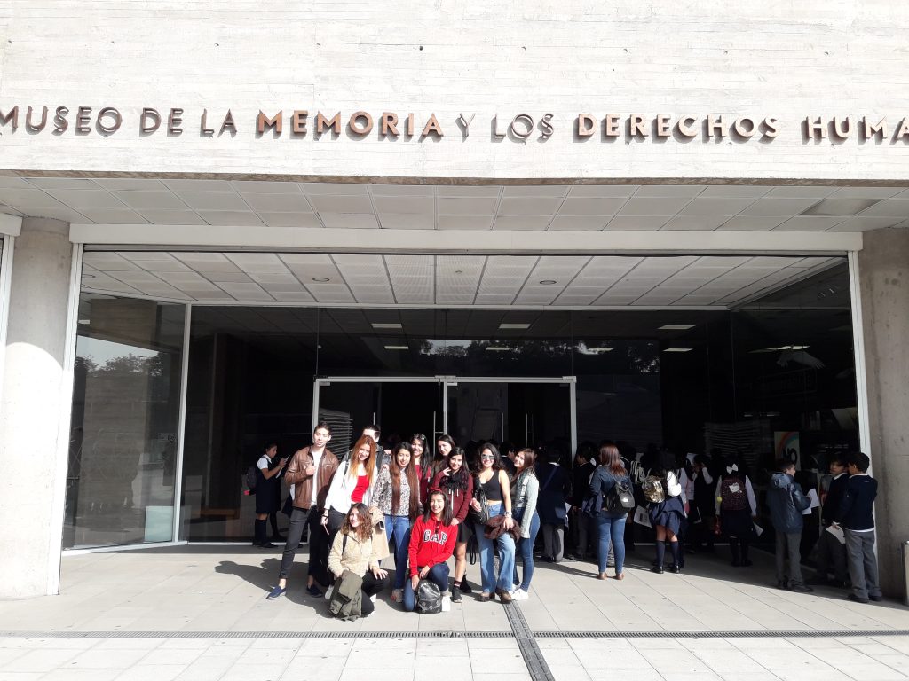 Estudiantes de Relaciones Públicas visitaron Museo de la Memoria y los Derechos Humanos