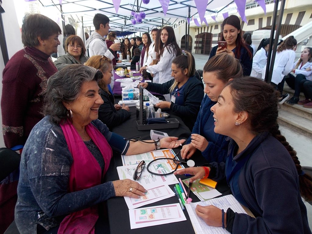 Estudiantes del Campus Los Castaños fueron parte de la II Jornada por el Envejecimiento Activo de la Región de Valparaíso