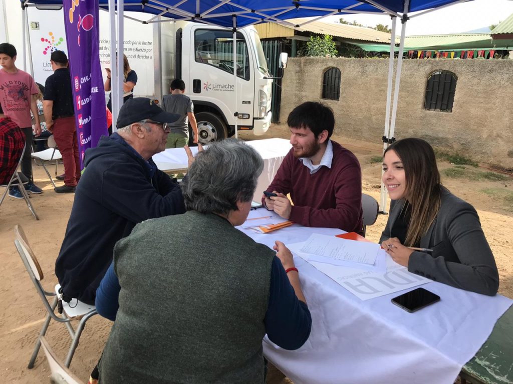 Operativo jurídico de Derecho benefició a una treintena de vecinos de Limache