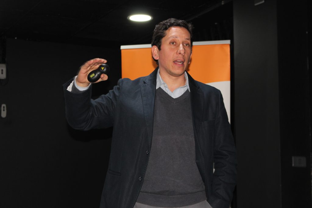 UDLA y Codexverde.cl conmemoran el Día del Medio Ambiente con seminario sobre olores molestos