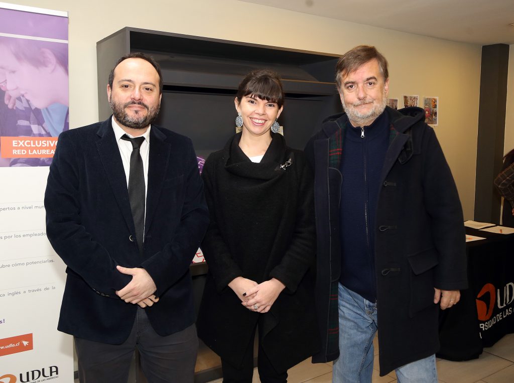 Académica de la Facultad de Derecho fue parte de la presentación del libro “Todos somos discapacitados”, de Francisco Undurraga