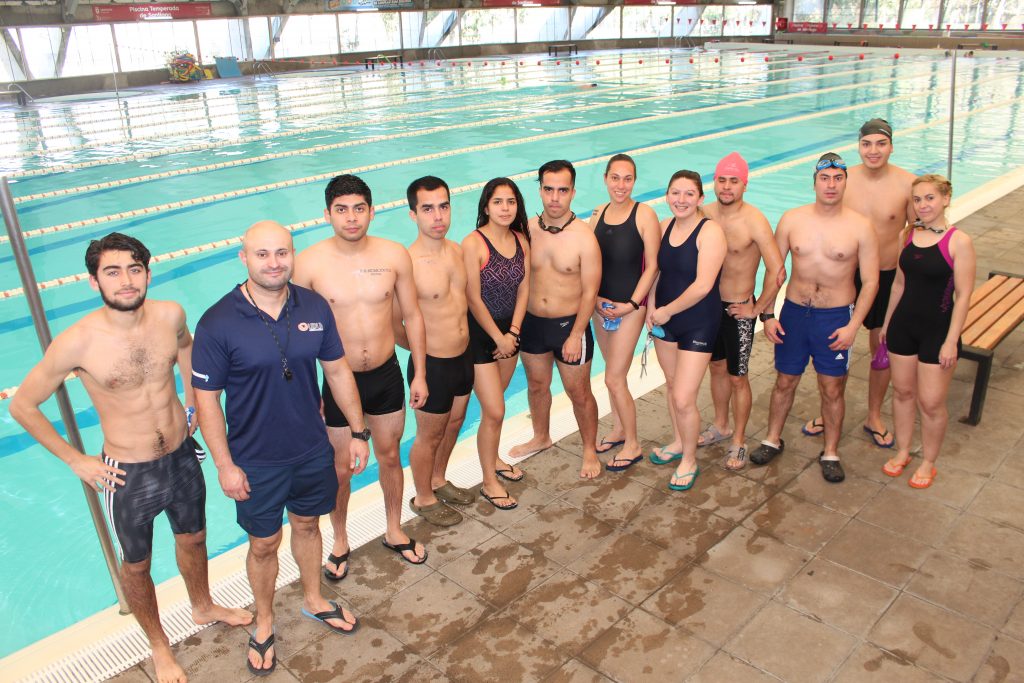 25 estudiantes participaron en la undécima versión del curso de salvavidas en aguas cerradas