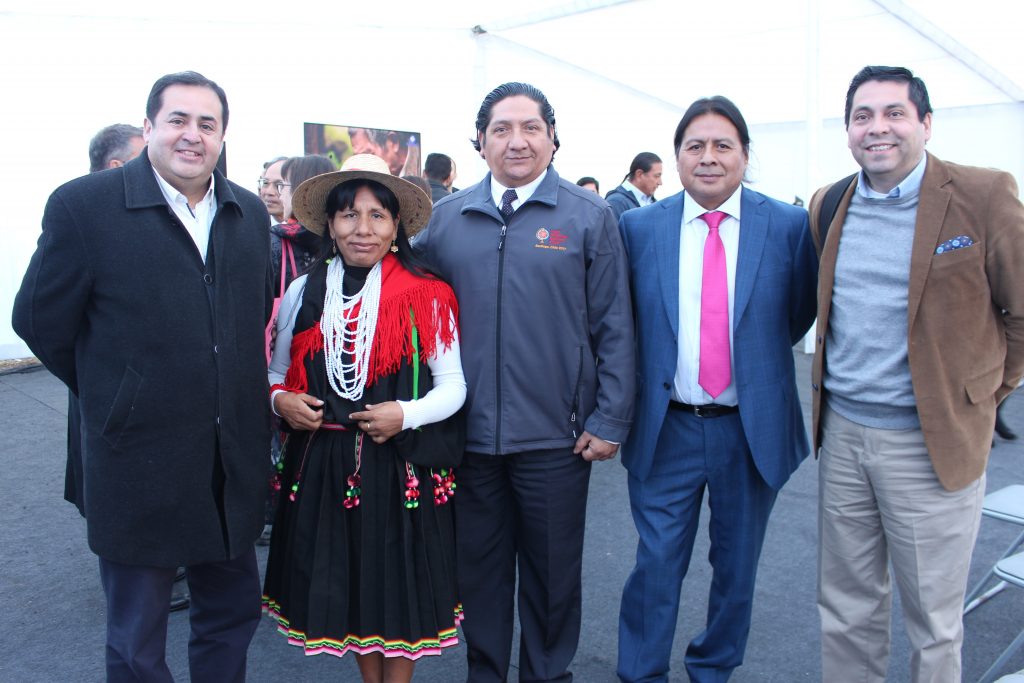 Autoridades de UDLA participan en lanzamiento de la 1ª Feria Internacional Indígena de Energías Renovables y Eficiencia Energética