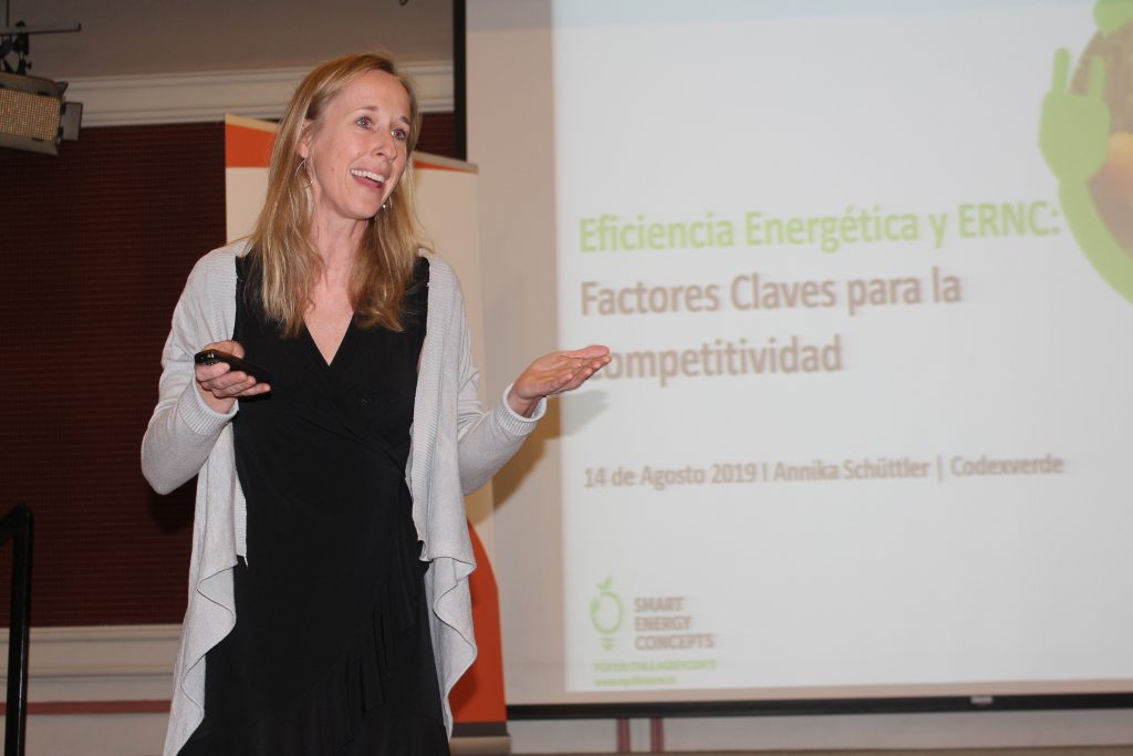 UDLA y Codexverde organizan seminario en torno a la eficiencia energética en la industria