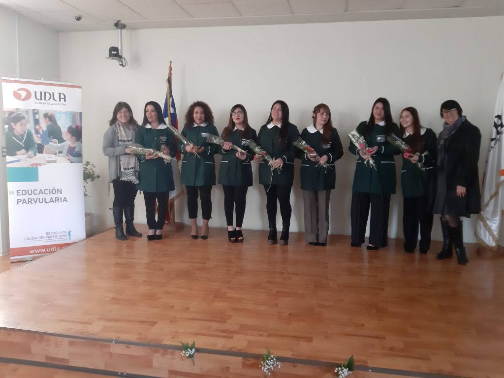 Estudiantes de Educación Parvularia Sede Viña recibieron su investidura para iniciar sus prácticas pedagógicas
