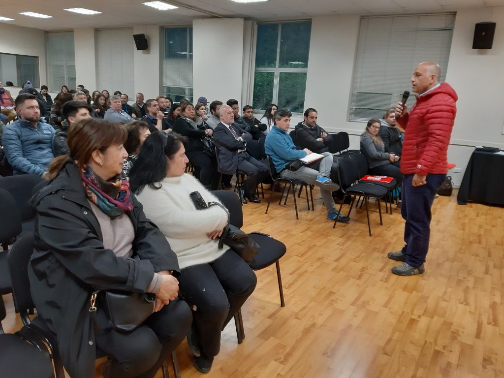 Estudiantes de Sede Viña del Mar asistieron a clase magistral de la Dirección Regional del Trabajo