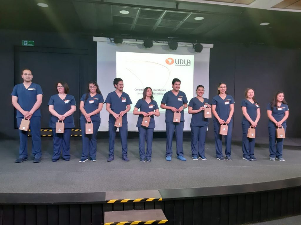 Estudiantes de Enfermería de Sede Viña del Mar recibieron su investidura