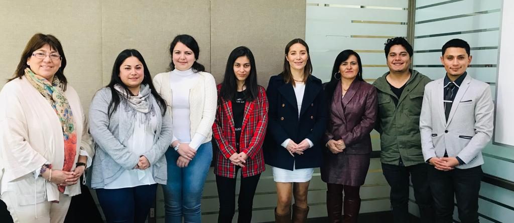 Becados con certificación internacional de idioma inglés se reunieron en Campus Los Castaños