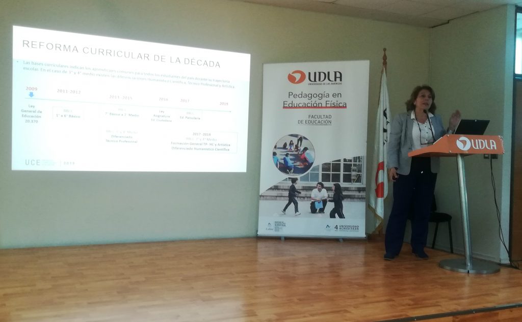 Conversatorio sobre nuevas bases curriculares de Educación Física y Salud reunió a estudiantes del área en Campus Los Castaños