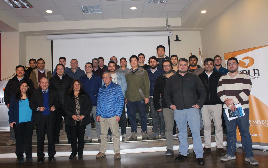 Facultad de Ingeniería y Negocios invitó a experto para analizar el desarrollo sustentable en Sede Concepción