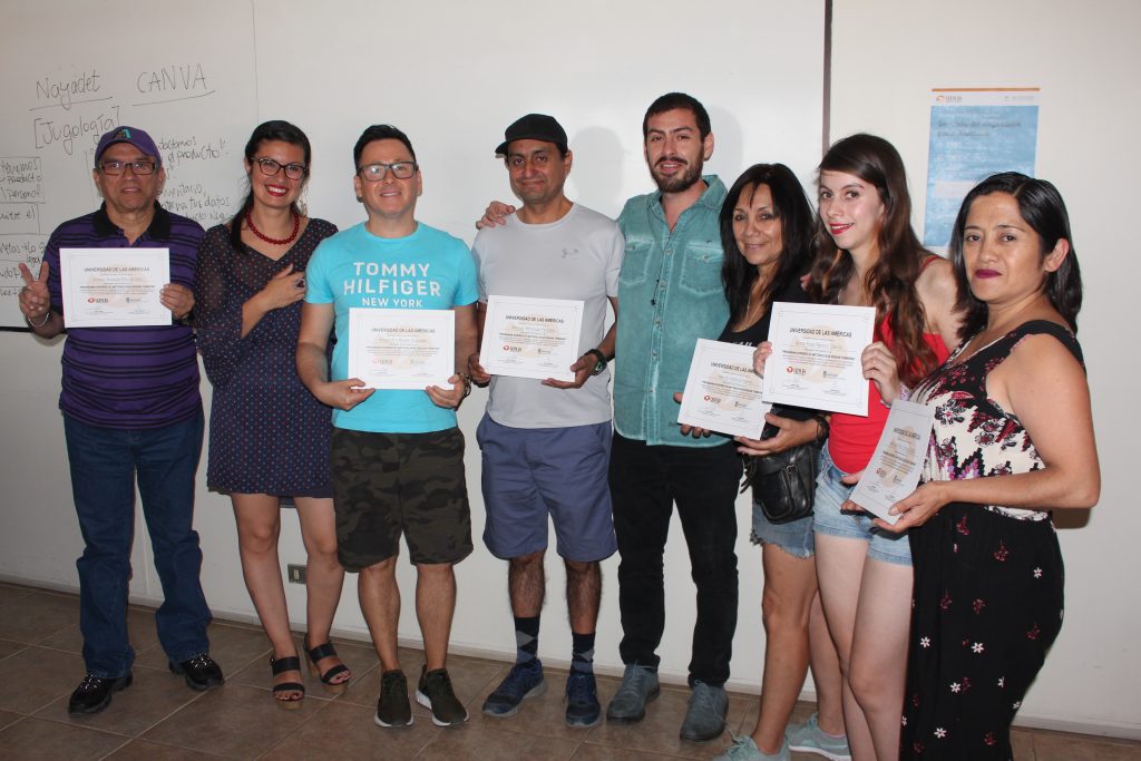 Facultad de Ingeniería y Negocios perfecciona a 20 emprendedores de la comuna de Santiago