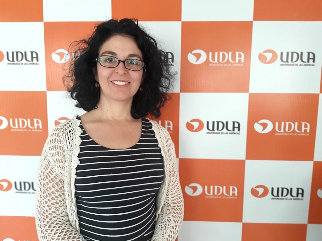 Académica de la Escuela de Pedagogía en Educación Diferencial participó en congresos de investigación en España