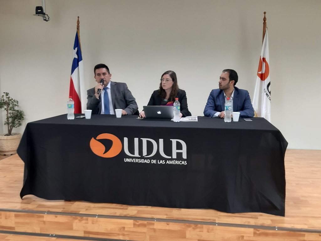 Facultad de Derecho abordó el proceso constituyente en Campus Los Castaños